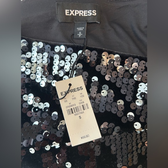 Express Black Sequin Velvet Mini Skirt, Size: Small, NWT - Picture 2 of 7